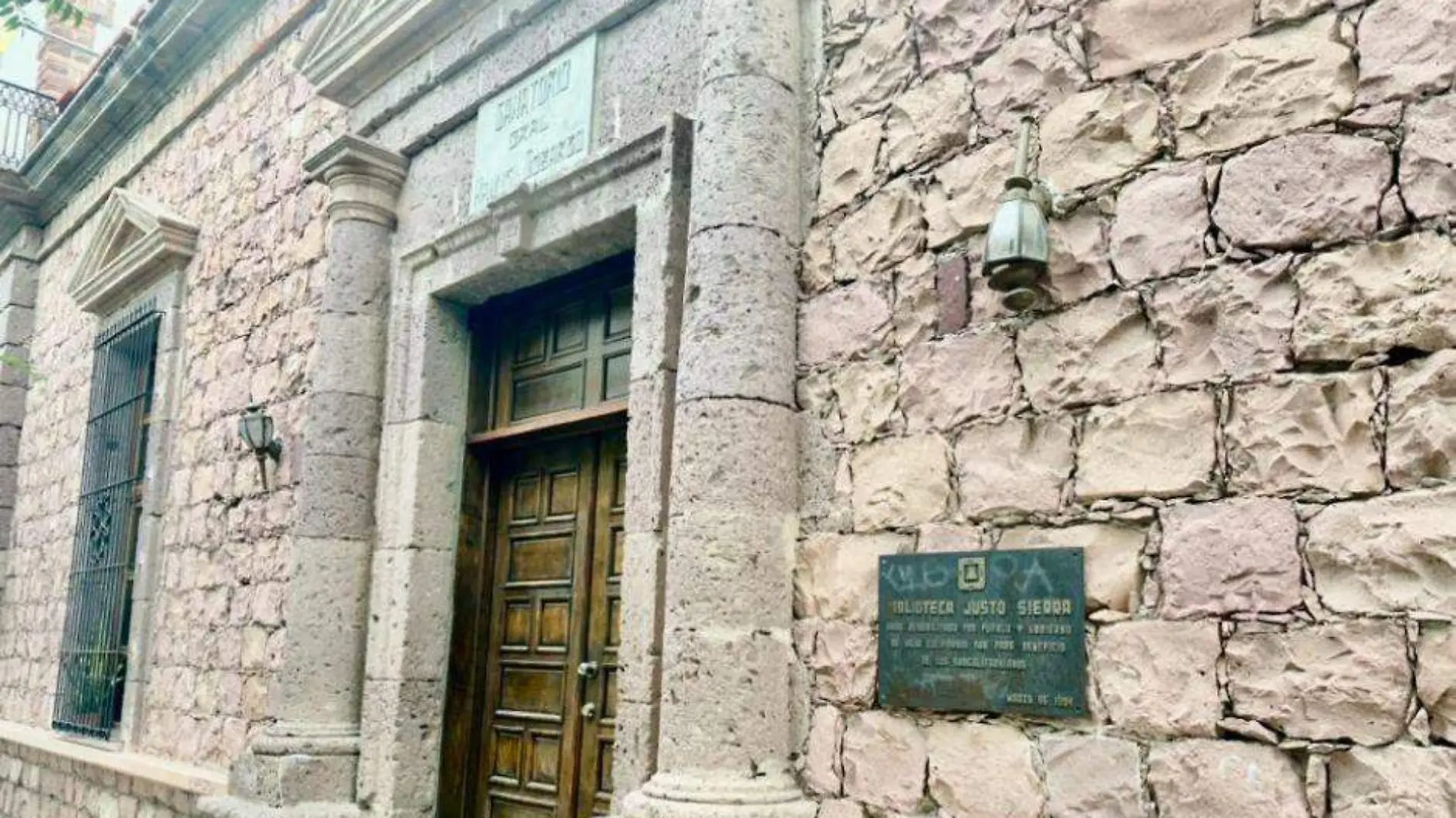 biblioteca justo sierra la paz